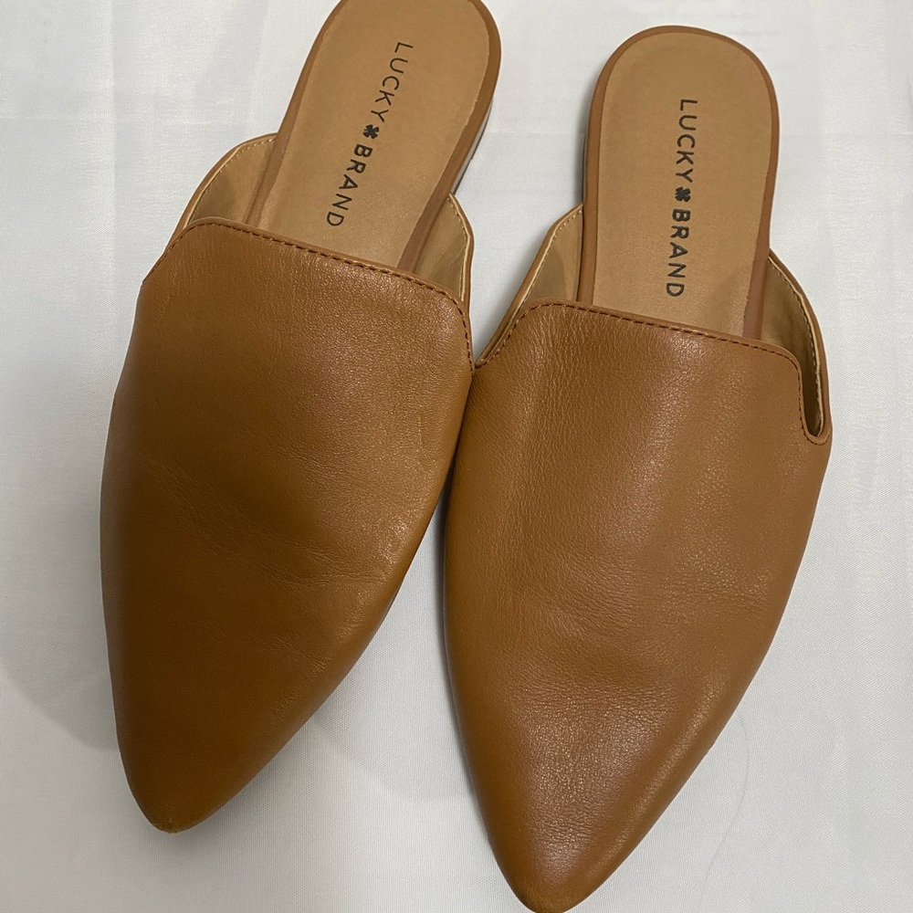 Lucky Brand ~ 7.5 Brown Mules